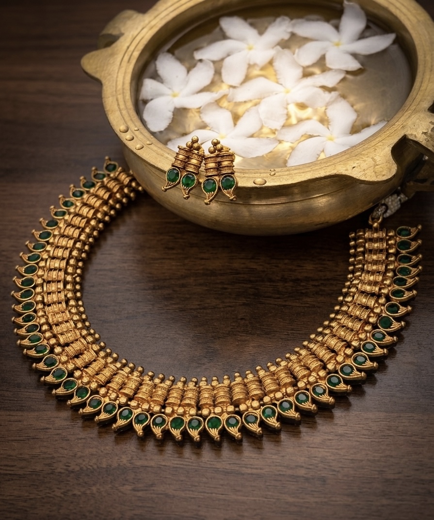 emarald-temple-necklace-set