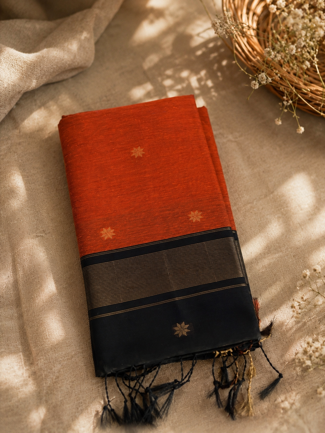 maheshwari-cotton-saree-orange-black